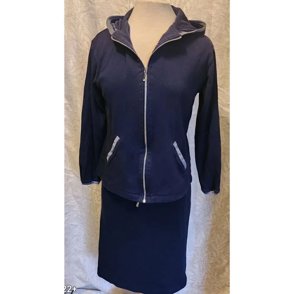 D53 Briercreek 2 piece navy athletic activewear golf skirt & zip up hoodie set